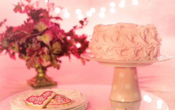 Experts in Fondant Cakes- Flora Cakes