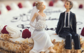 Gift your Beloved with a Cake Delivered Online