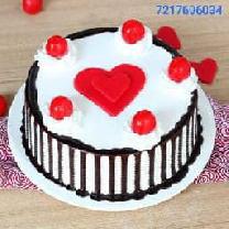 Round Black Forest Love Cake