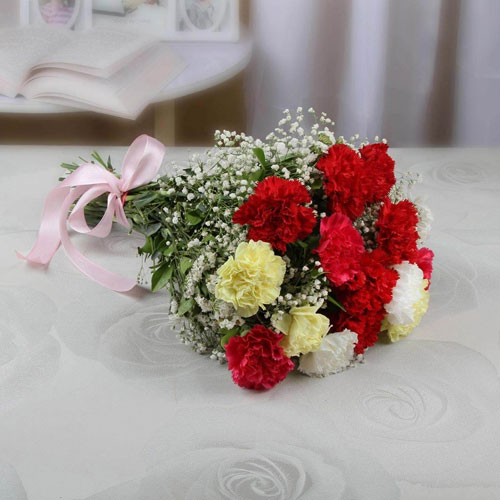 Bunch-of-15-Mix-Carnations