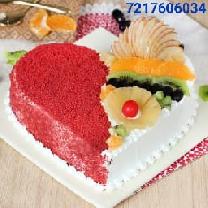 Red Velvet Fruit Cake