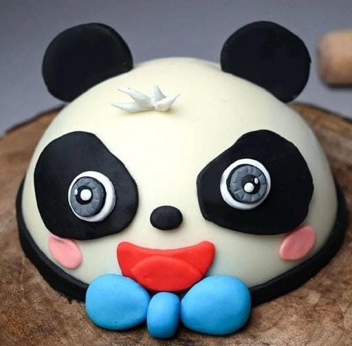 Panda Face Pinata Ake