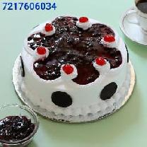 Round Blueberry Cake